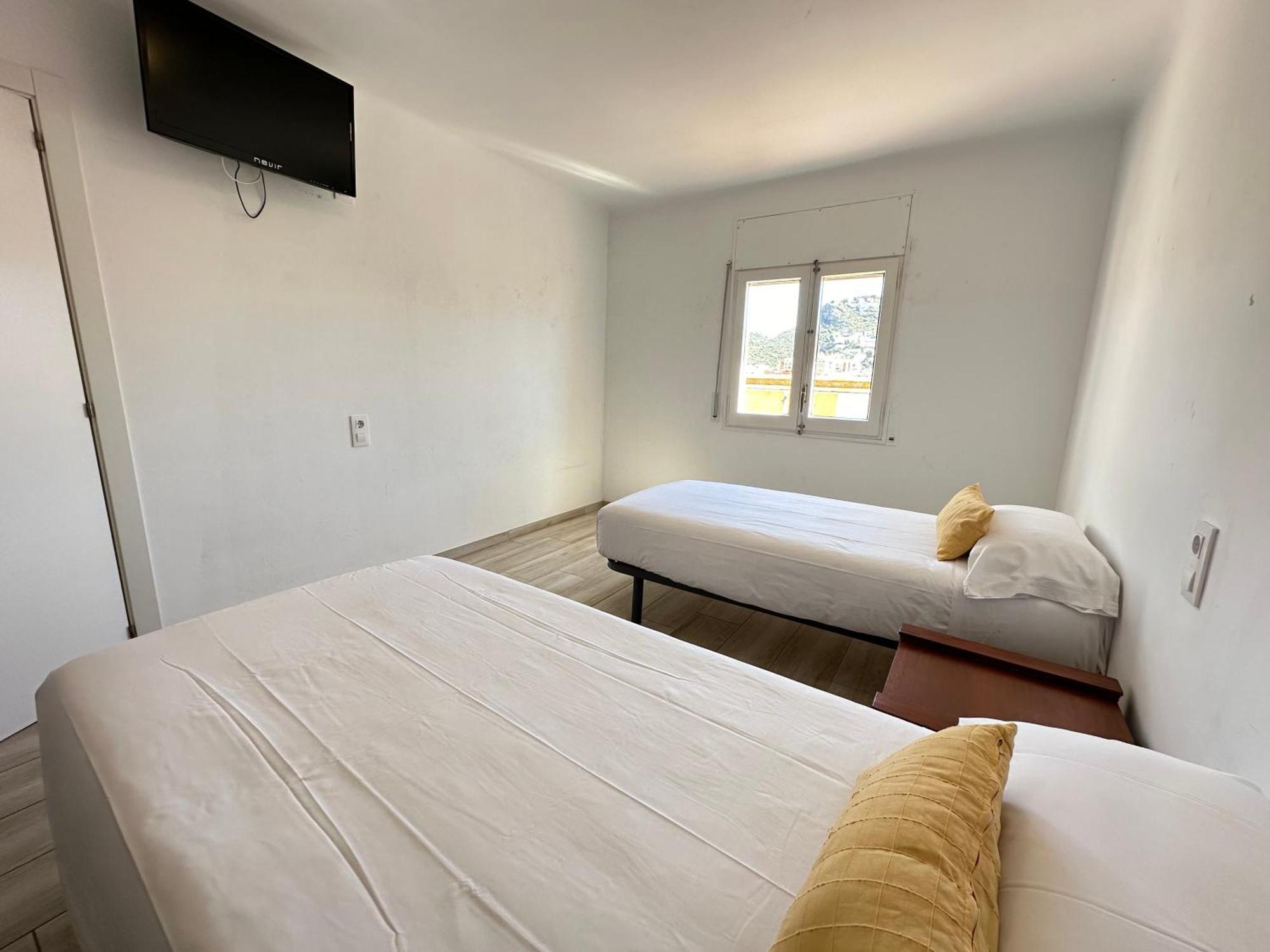 Agi Gloria Rooms Roses Eksteriør bilde