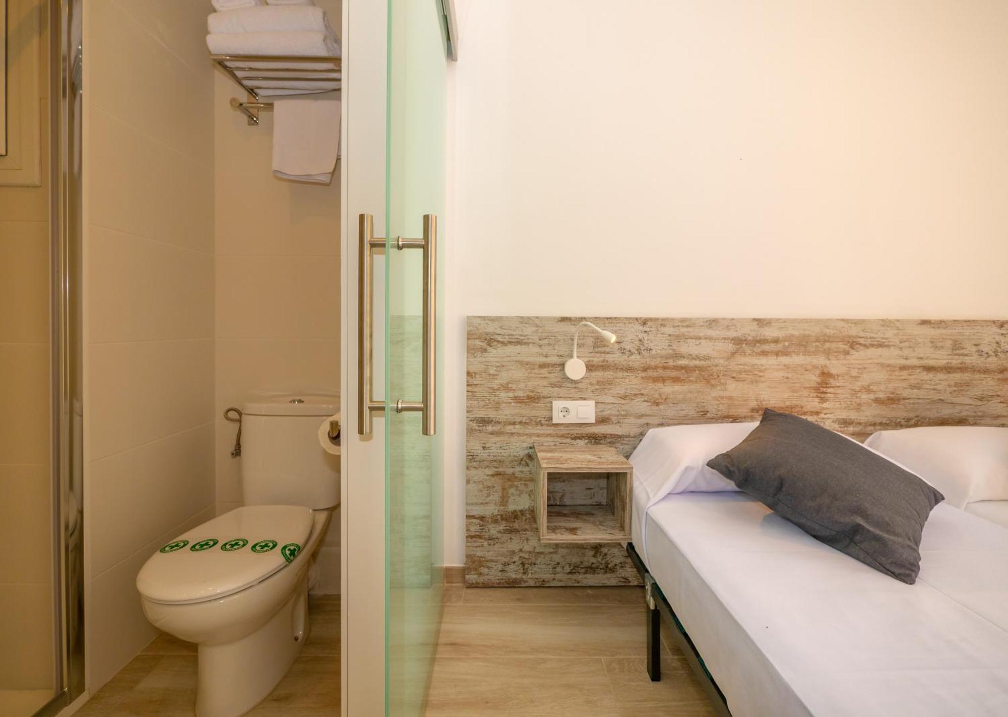 Agi Gloria Rooms Roses Eksteriør bilde